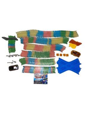 Magic Tracks Glow-In-The-Dark Race Set W/ Cars Signs Tracks & Accessories